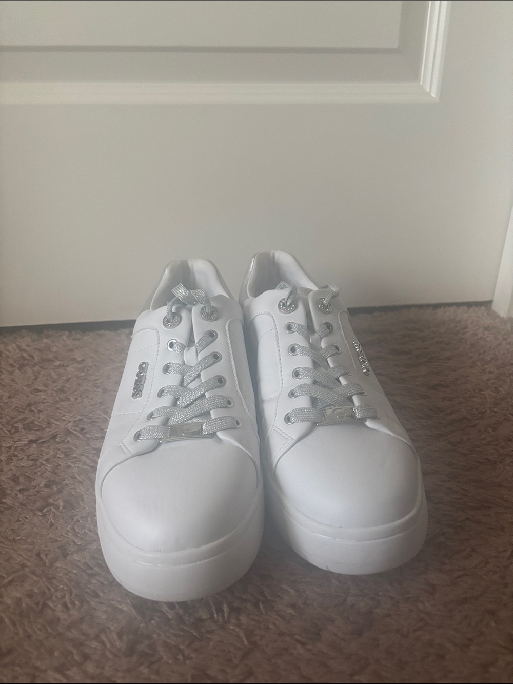 Guess White Sneakers with Silver Accents - Women's